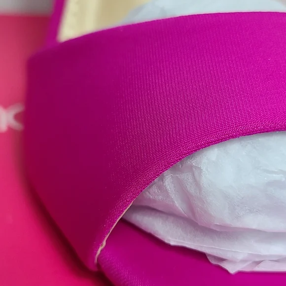 Women's Heeled Dress Sandals - Picture 9 of 13